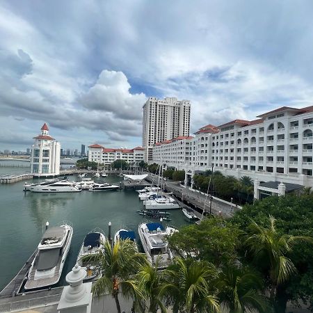 2Beds Seaview Straits Quay Comes With Carpark And Hothub Bagan Jermal Bagian luar foto