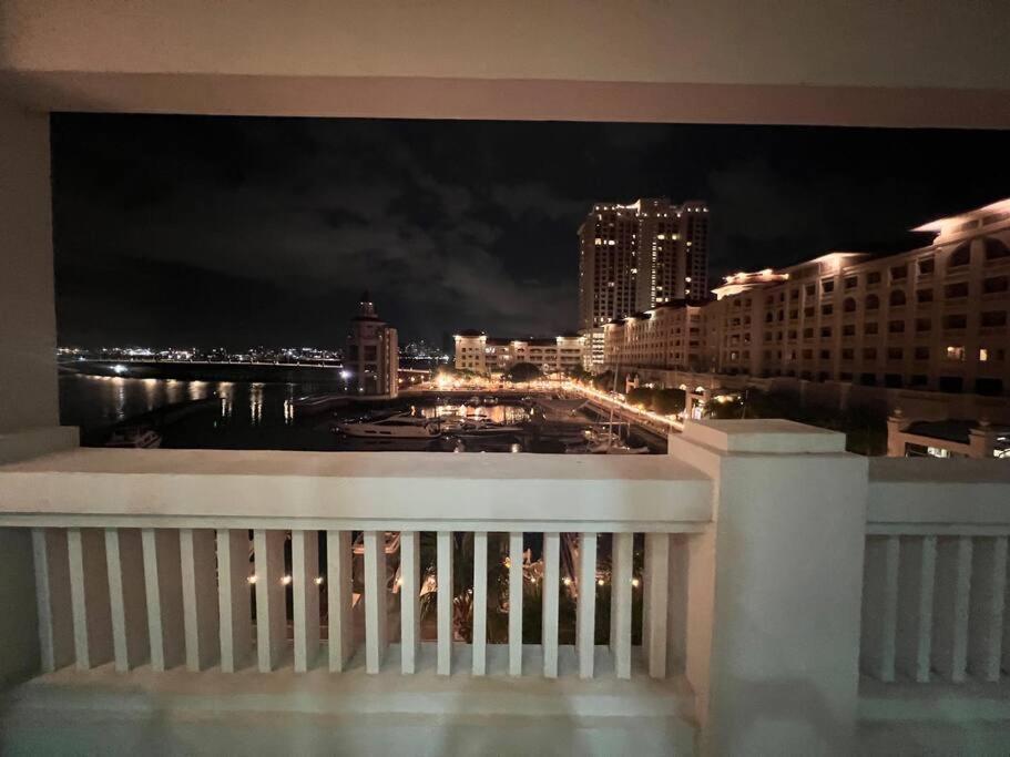 2Beds Seaview Straits Quay Comes With Carpark And Hothub Bagan Jermal Bagian luar foto